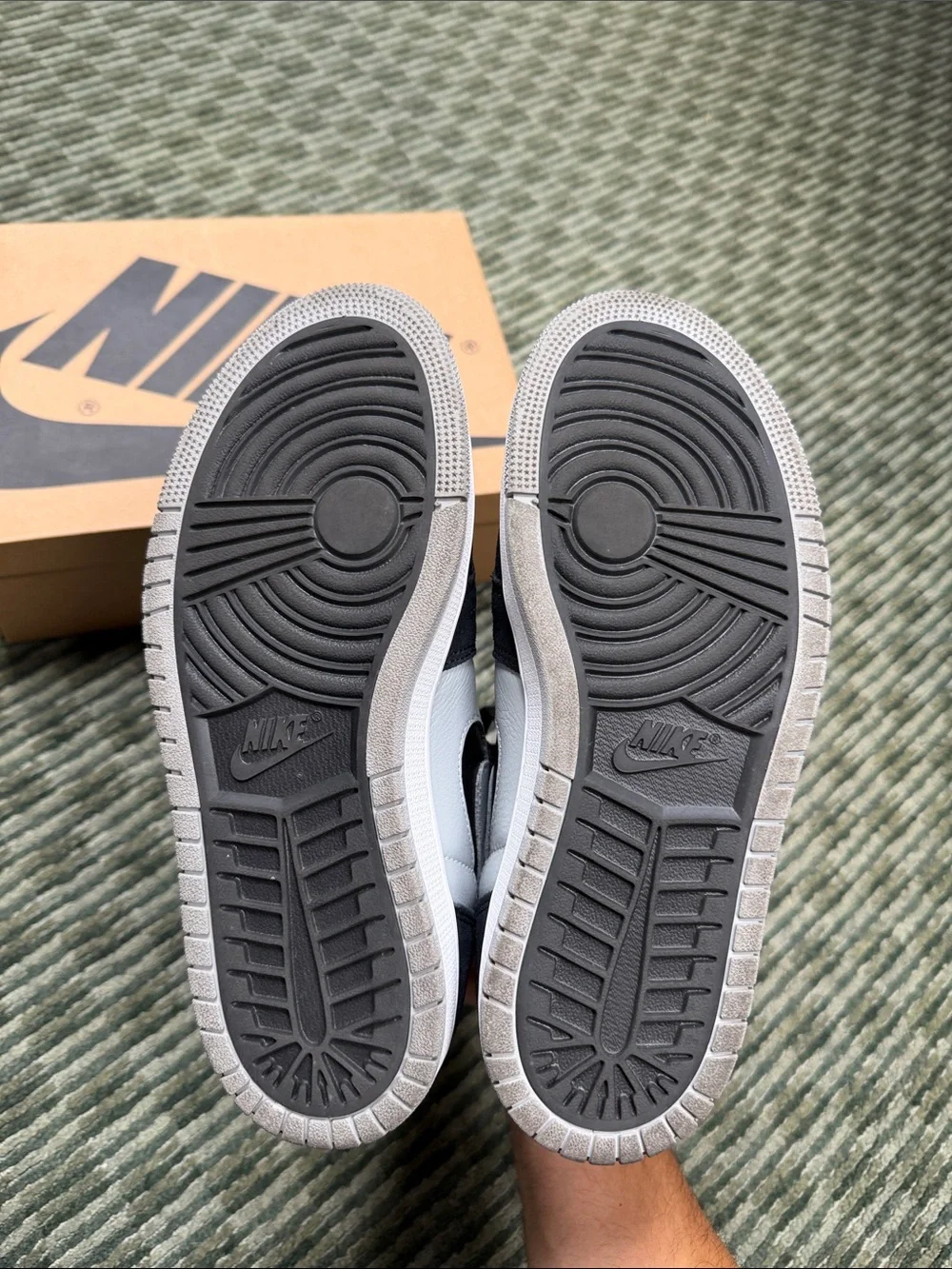 Nike Air Jordan 1 Comfort - Black & Light Gray
